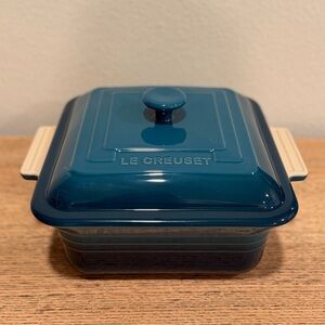 NEW Le Creuset Deep Teal Classic Square Lidded Baking Dish 23cm 3L Stoneware